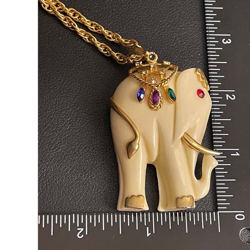 Vintage Elephant Pendant Necklace Rhinestone Gold Tone Chain 18" - Picture 4 of 14